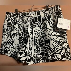 Liz Claiborne linen shorts nwt